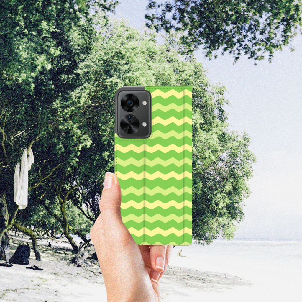OnePlus Nord 2T Hoesje met Magneet Waves Green - B2C Telecom