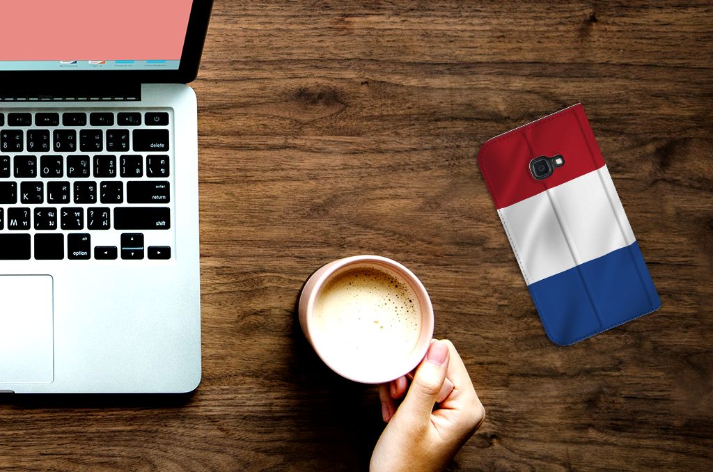 Samsung Galaxy Xcover 4s Standcase Nederlandse Vlag - B2C Telecom