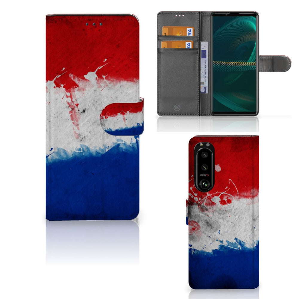 Sony Xperia 5III Bookstyle Case Nederland met design van de Nederlandse vlag in rood, wit en blauw.