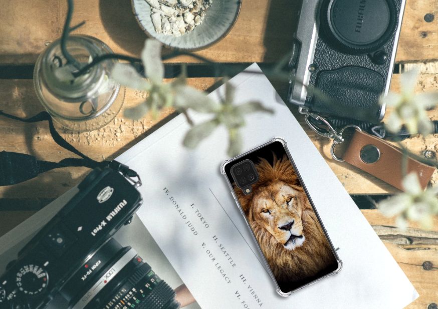 Samsung Galaxy A12 Case Anti-shock Leeuw - B2C Telecom