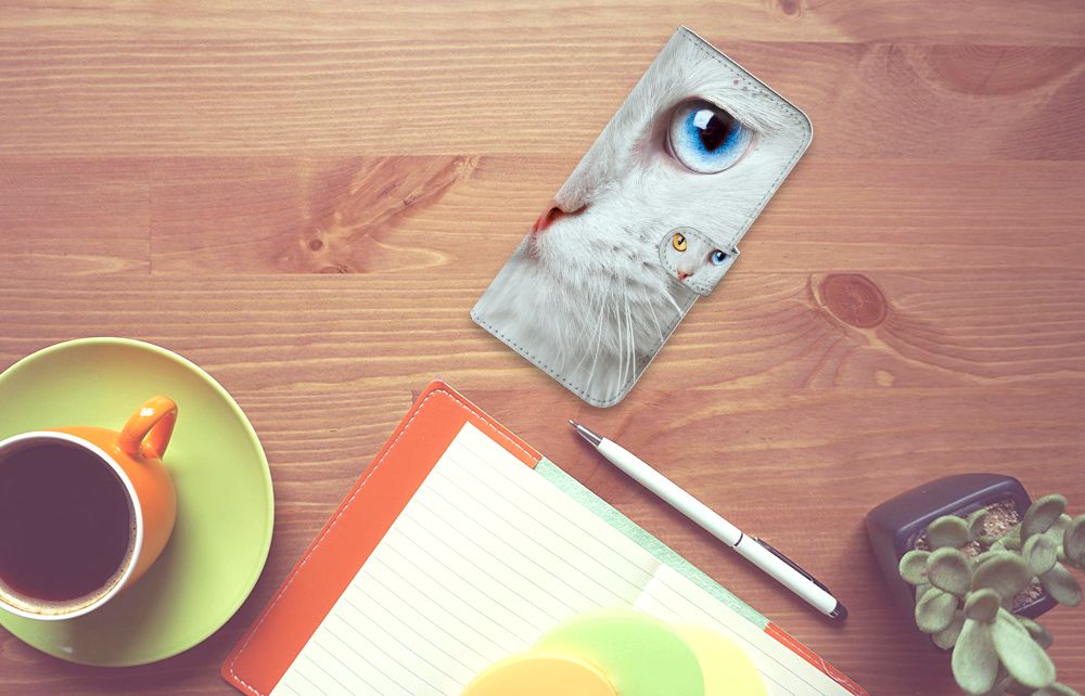 Motorola Moto G60s Telefoonhoesje met Pasjes Witte Kat