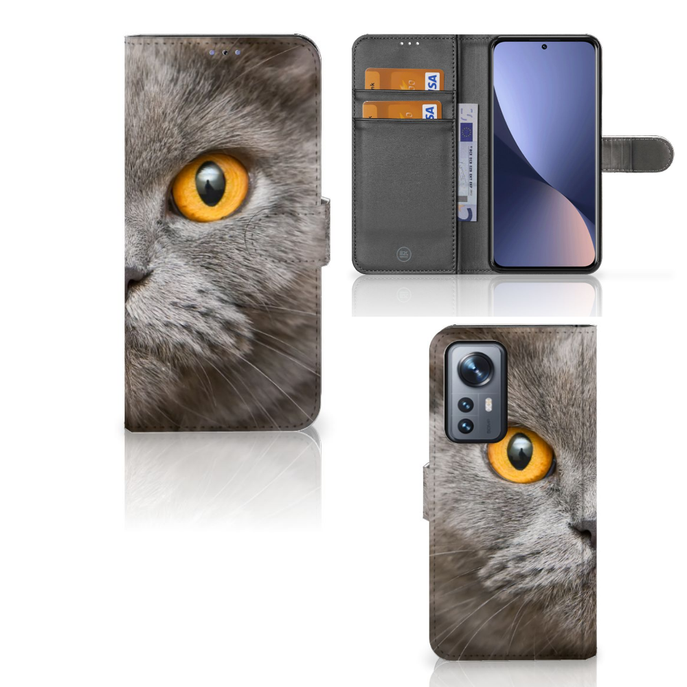 Telefoonhoesje met Pasjes Xiaomi 12 Pro Britse Korthaar met opvallende grijze kat en gele ogen.