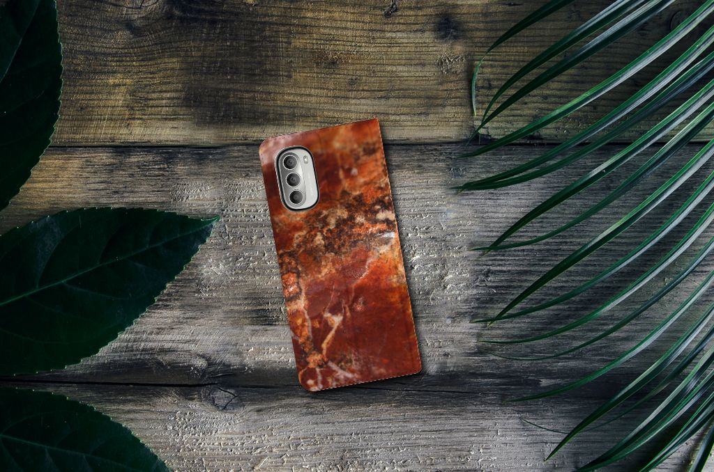 Motorola Moto G51 5G Standcase Marmer Bruin - B2C Telecom