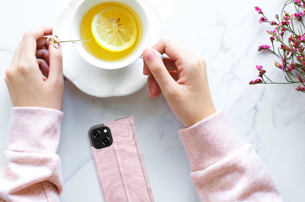 iPhone 13 Mini Standcase Marble Pink - Origineel Cadeau Vriendin - B2C Telecom