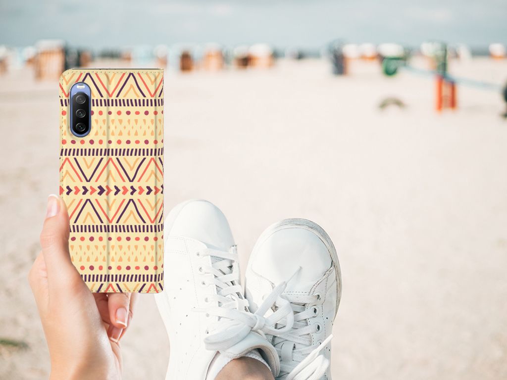 Sony Xperia 10 III Hoesje met Magneet Aztec Yellow - B2C Telecom