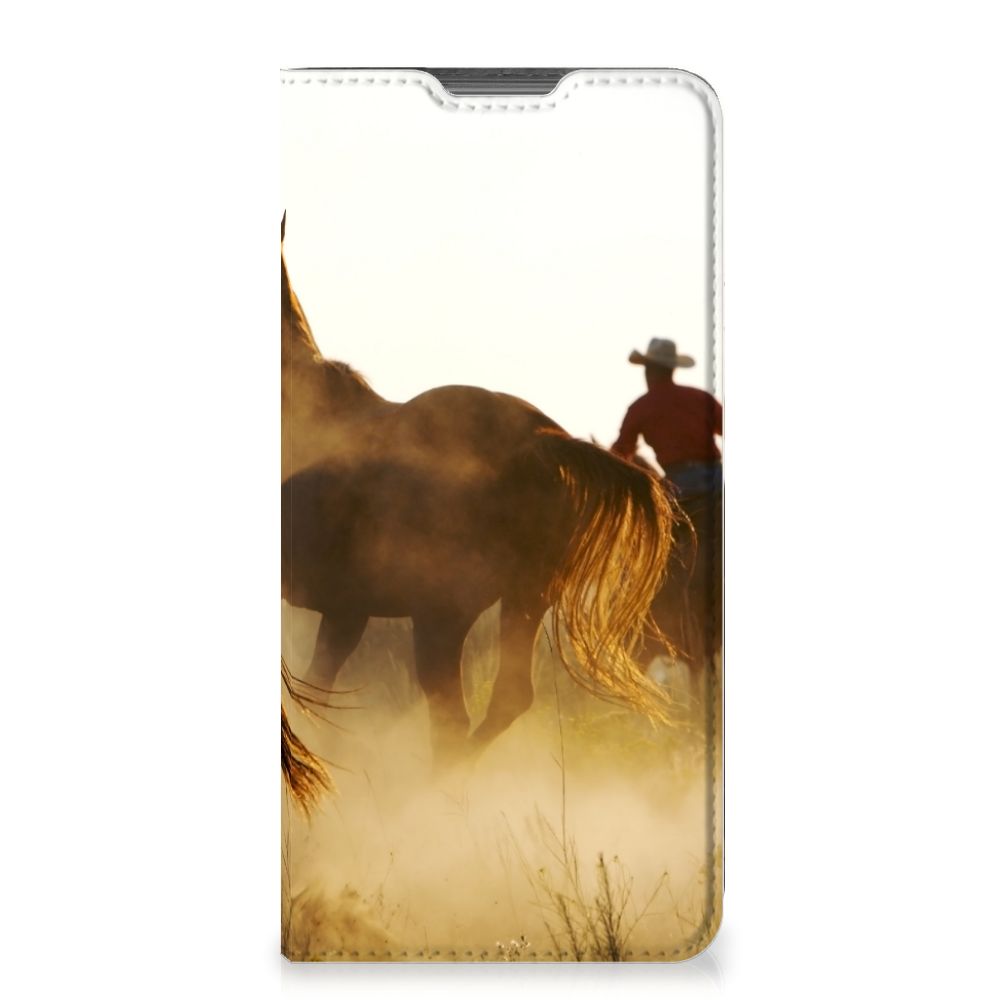 Motorola Moto G52 | Moto G82 Hoesje maken Design Cowboy met paarden en cowboy in stoomige omgeving.