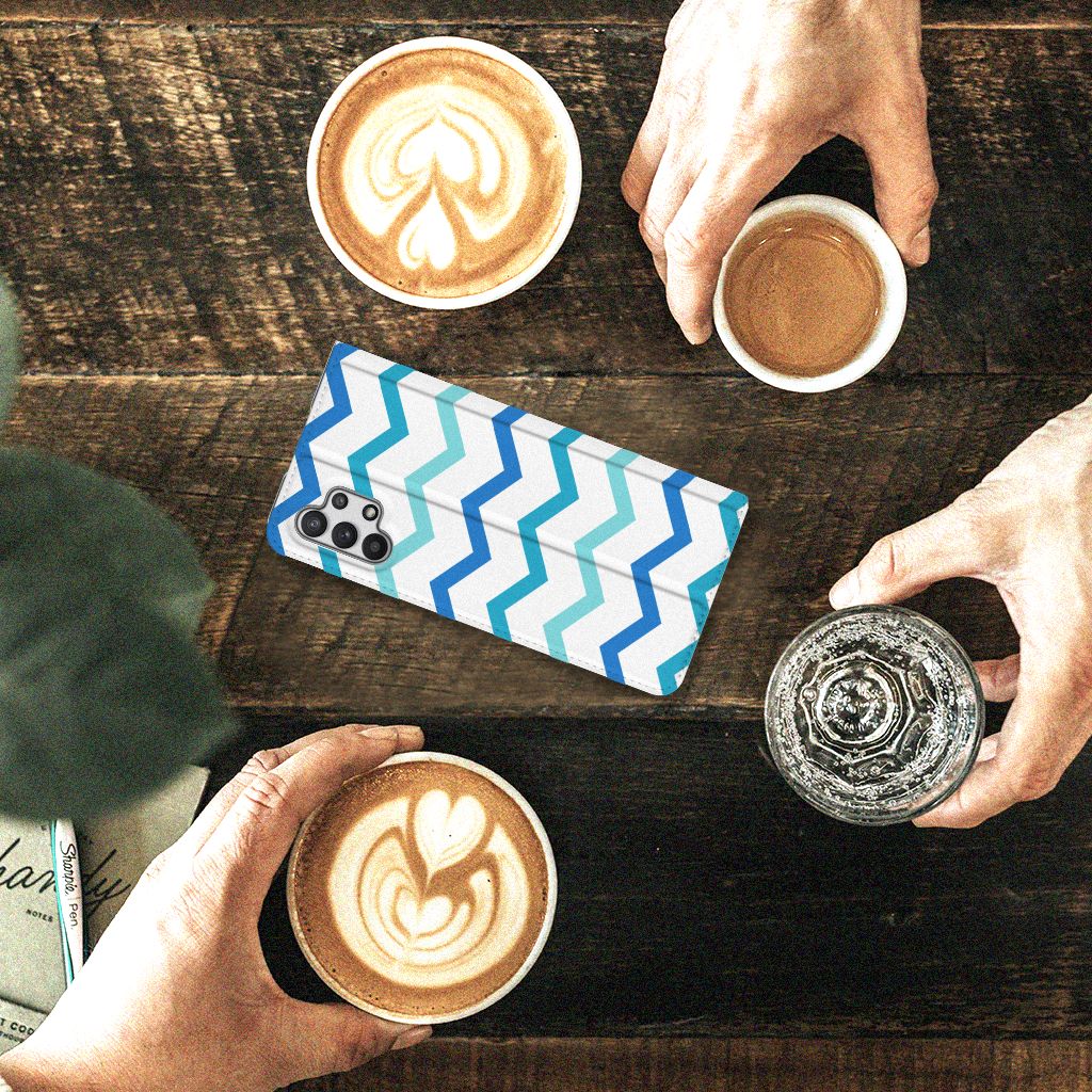 Samsung Galaxy A32 5G Hoesje met Magneet Zigzag Blauw - B2C Telecom