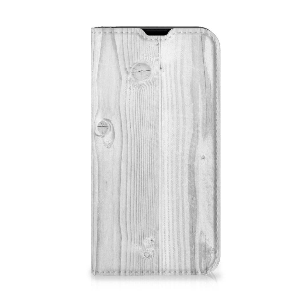 iPhone 13 Mini Book Wallet Case White Wood met een ontwerp van wit hout en handige magnetische sluiting.
