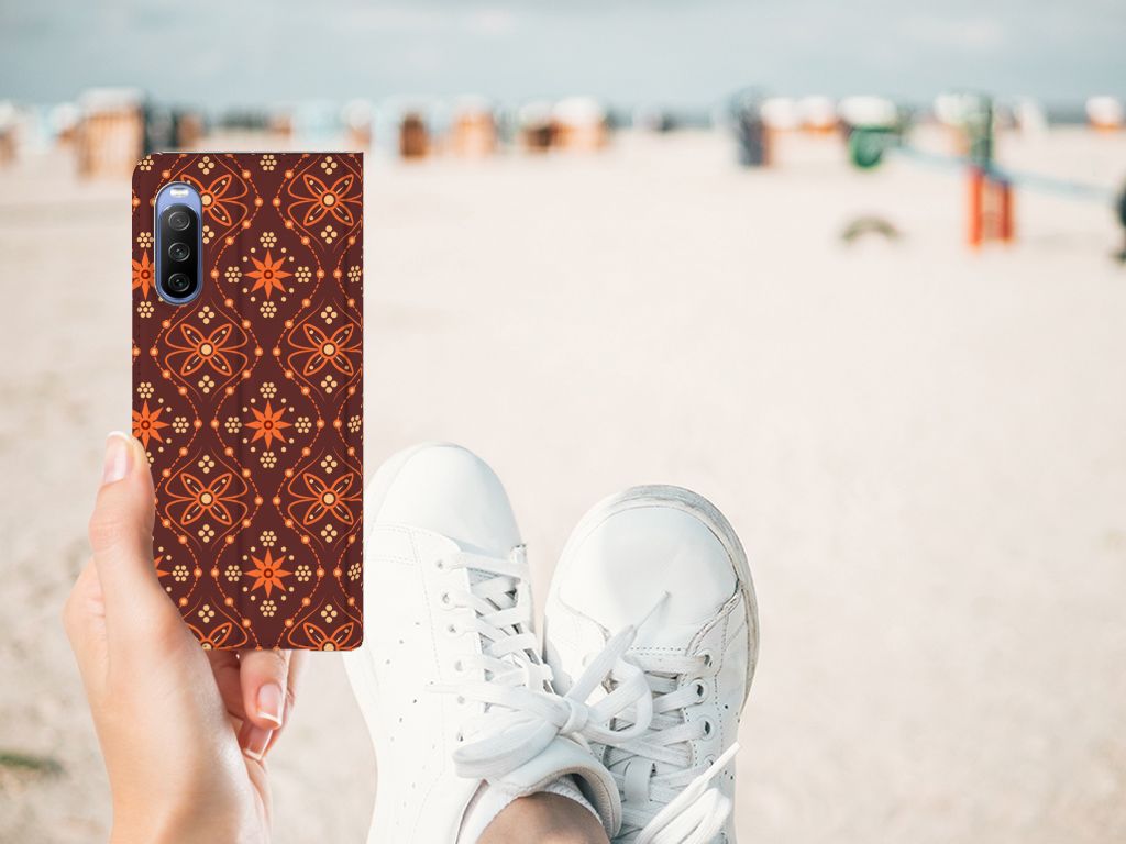 Sony Xperia 10 III Hoesje met Magneet Batik Brown - B2C Telecom