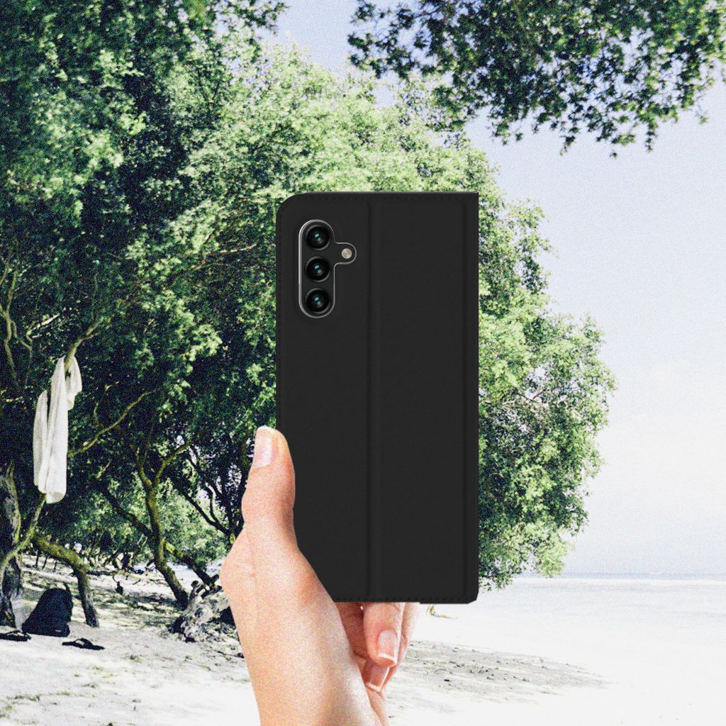 Samsung Galaxy A13 (5G) | Samsung Galaxy A04s Hoesje met tekst Woke Up - Origineel Cadeau Zelf Maken - B2C Telecom