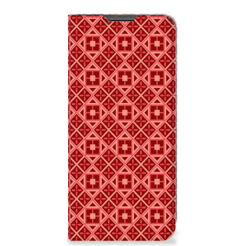 Motorola Moto G22 Hoesje met Magneet Batik Rood - B2C Telecom