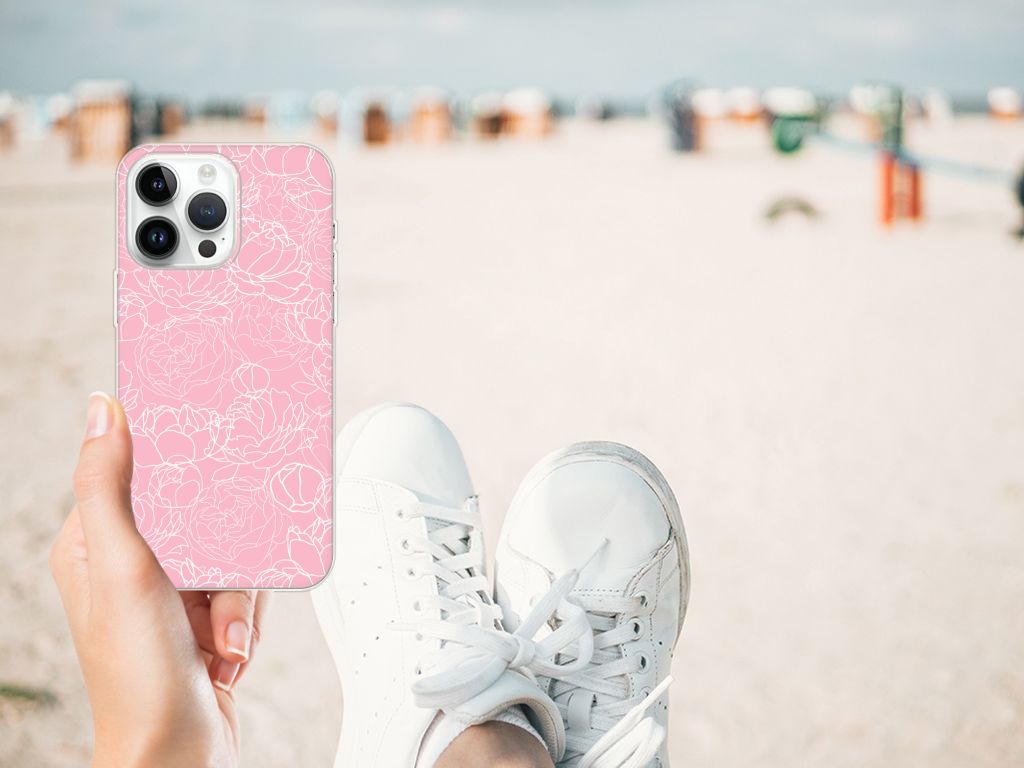 iPhone 14 Pro Max TPU Case White Flowers met een fleurig design op het strand đī¸.