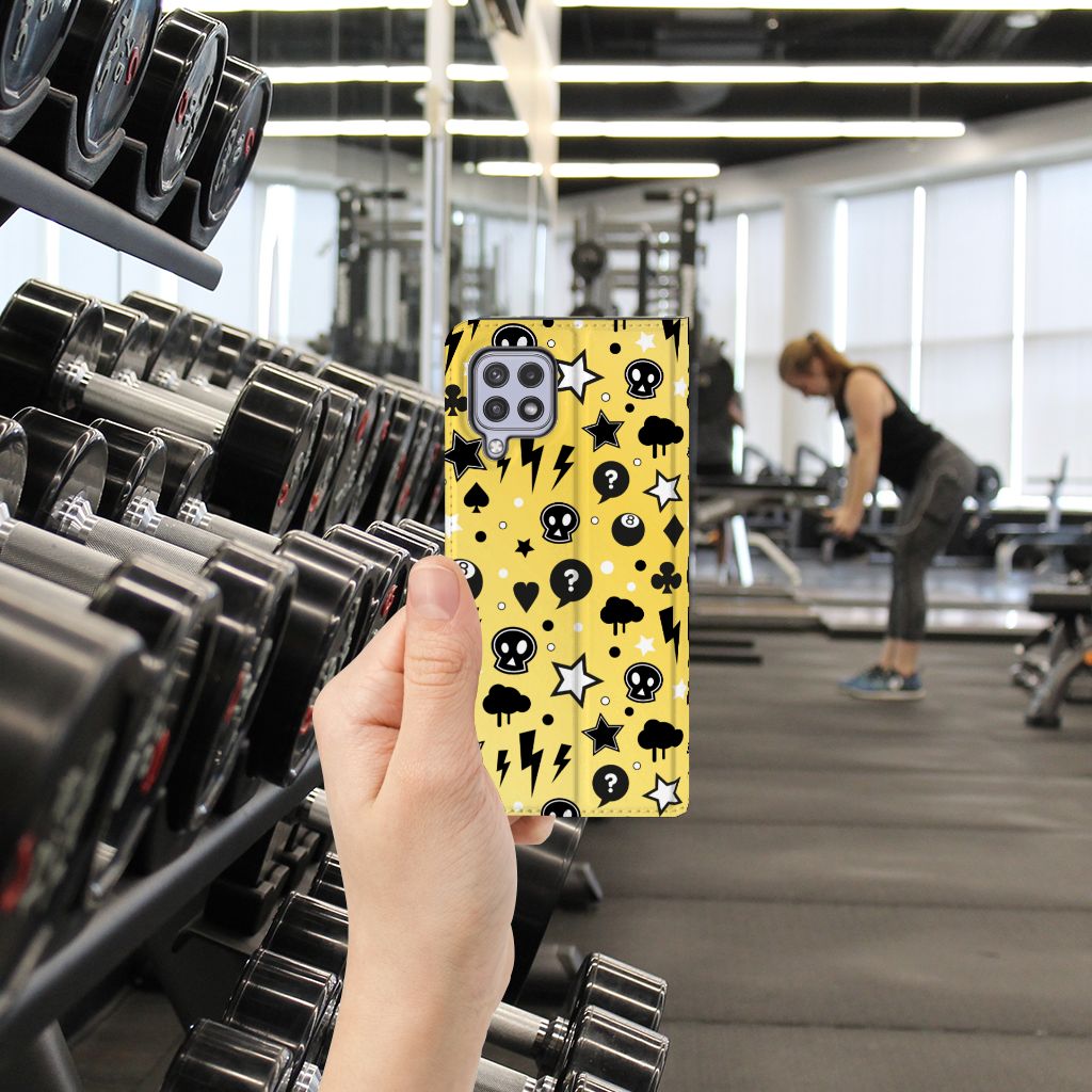 Mobiel BookCase Samsung Galaxy A22 4G | M22 Punk Geel - B2C Telecom