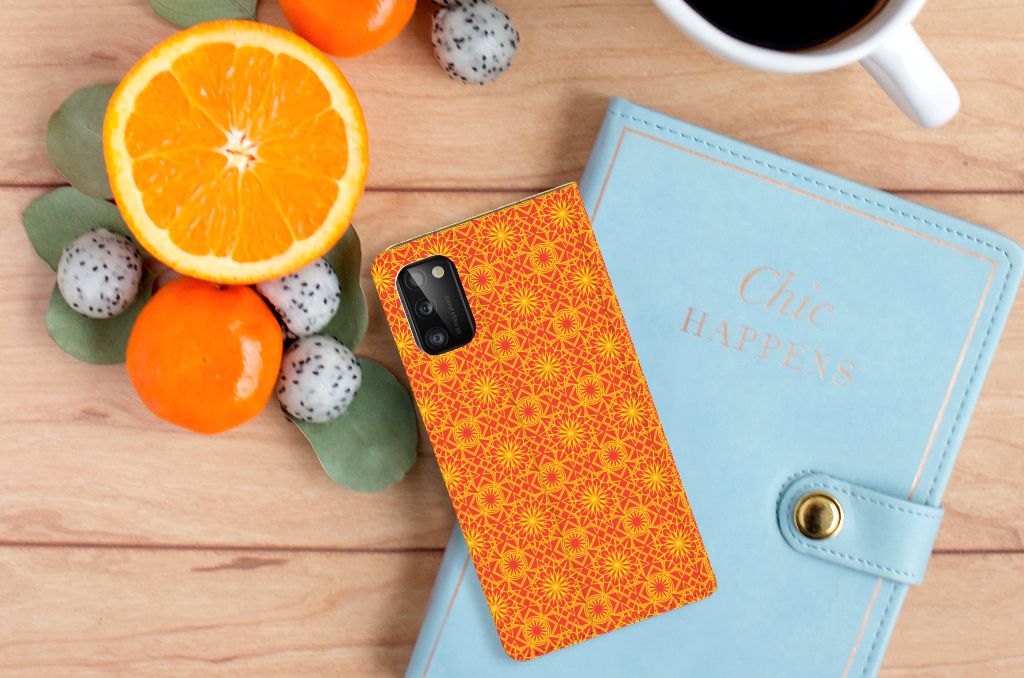 Samsung Galaxy A41 Hoesje met Magneet Batik Oranje