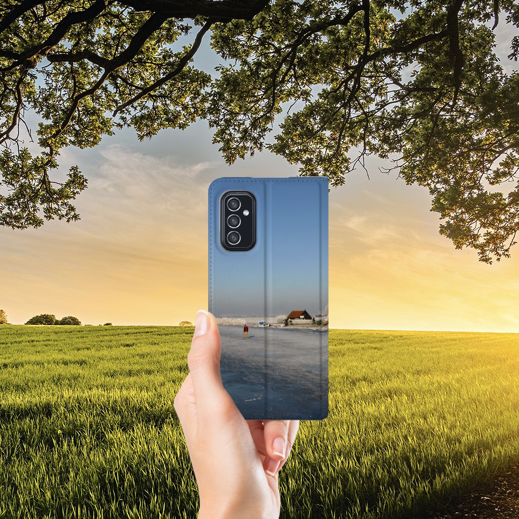 Samsung Galaxy M52 Book Cover Schaatsers - B2C Telecom