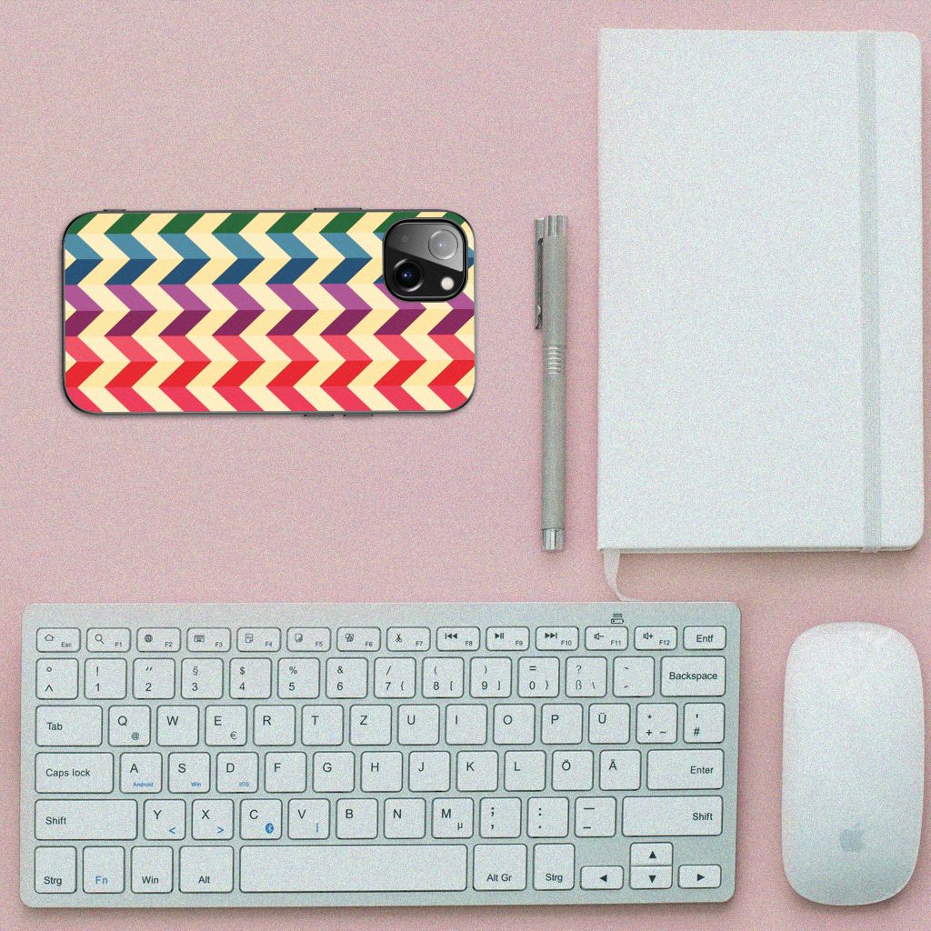 iPhone 14 Plus Back Case Zigzag Multi Color B2C Telecom