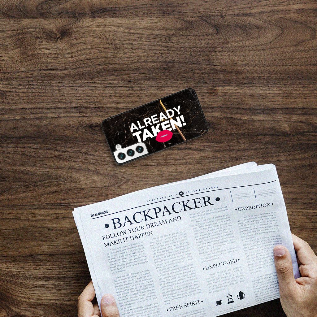 Samsung Galaxy S22 Telefoon Hoesje met tekst Already Taken Black B2C Telecom