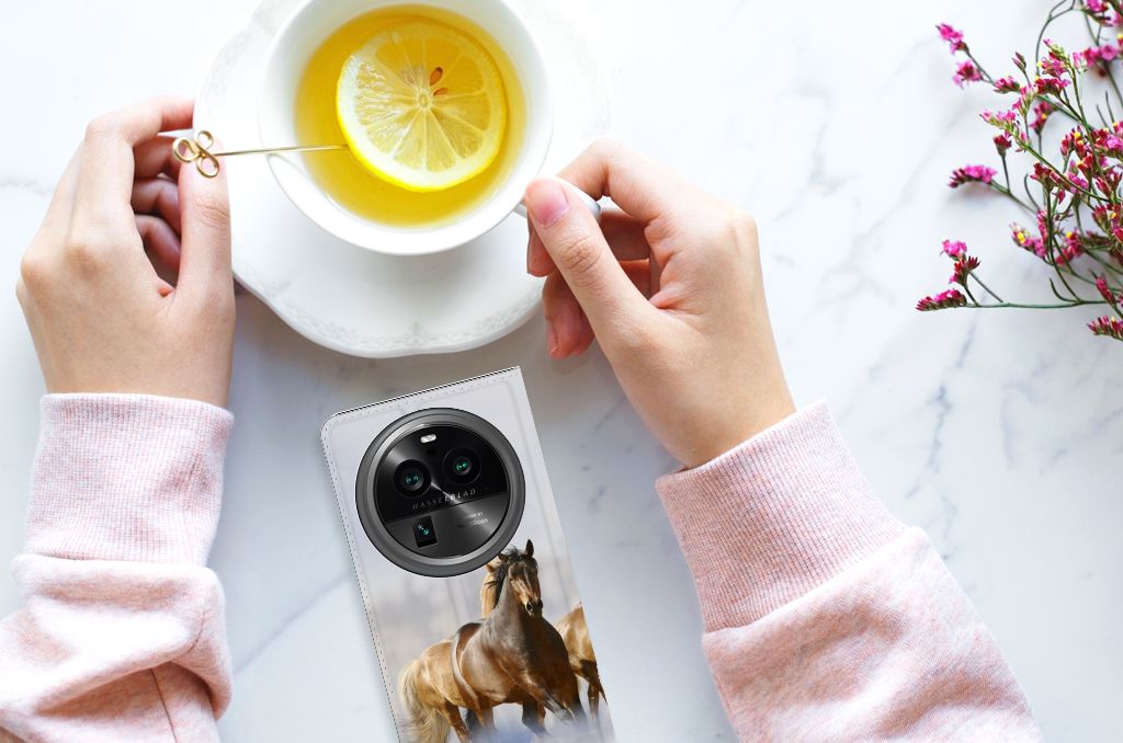 OPPO X6 Pro Hoesje maken Paarden met paardenprint en een kopje thee
