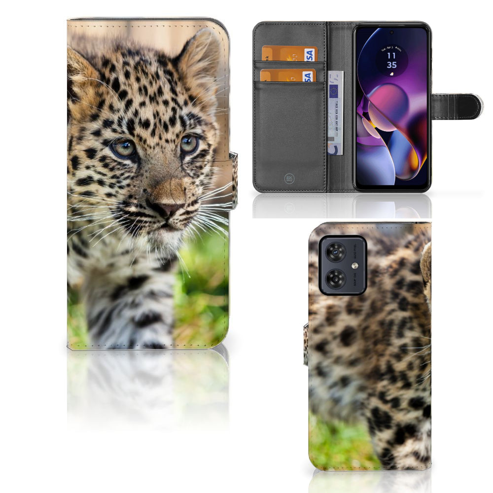 Motorola Moto G54 Telefoonhoesje met Pasjes Baby Luipaard