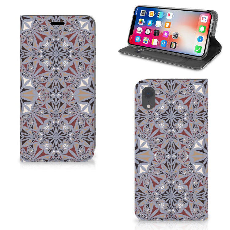 Apple iPhone Xr Standcase Flower Tiles