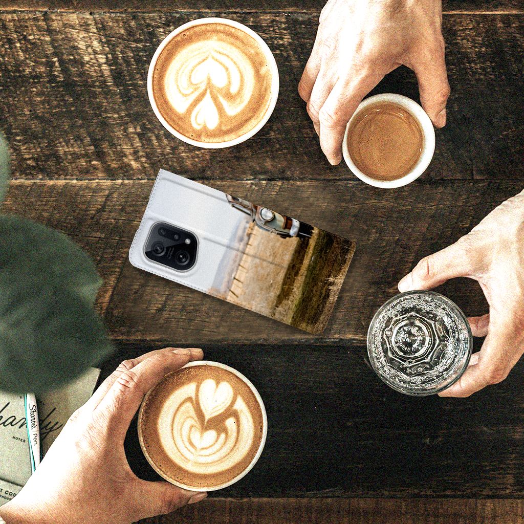 OPPO Find X5 Stand Case Vintage Auto - B2C Telecom
