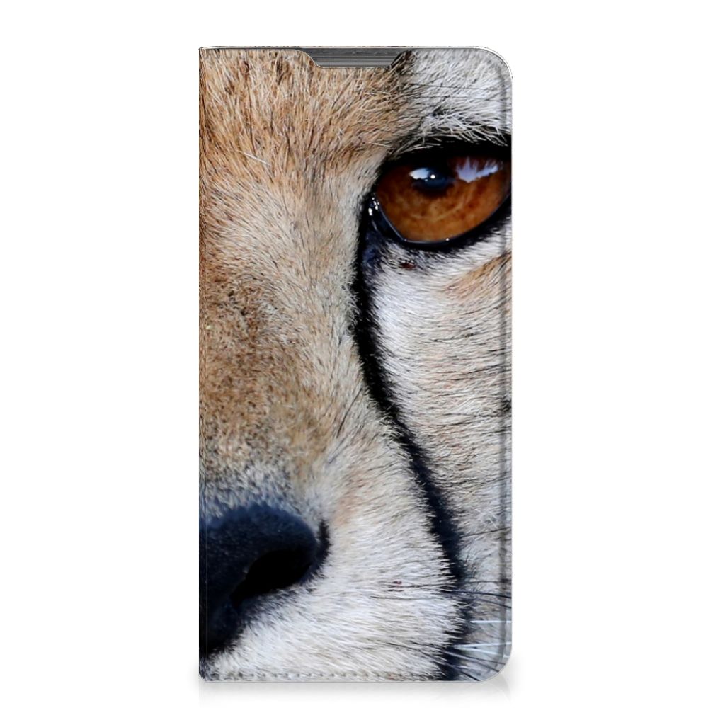 Motorola Moto G52 | Moto G82 Hoesje maken Cheetah close-up afbeelding van een cheetah gezichten op een hoesje.