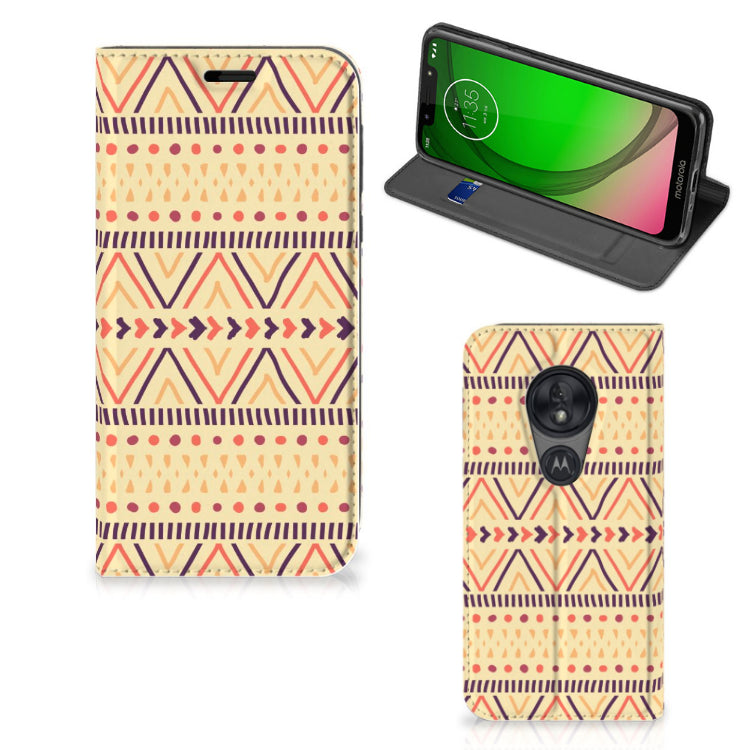 Motorola Moto G7 Play Hoesje met Magneet Aztec Yellow