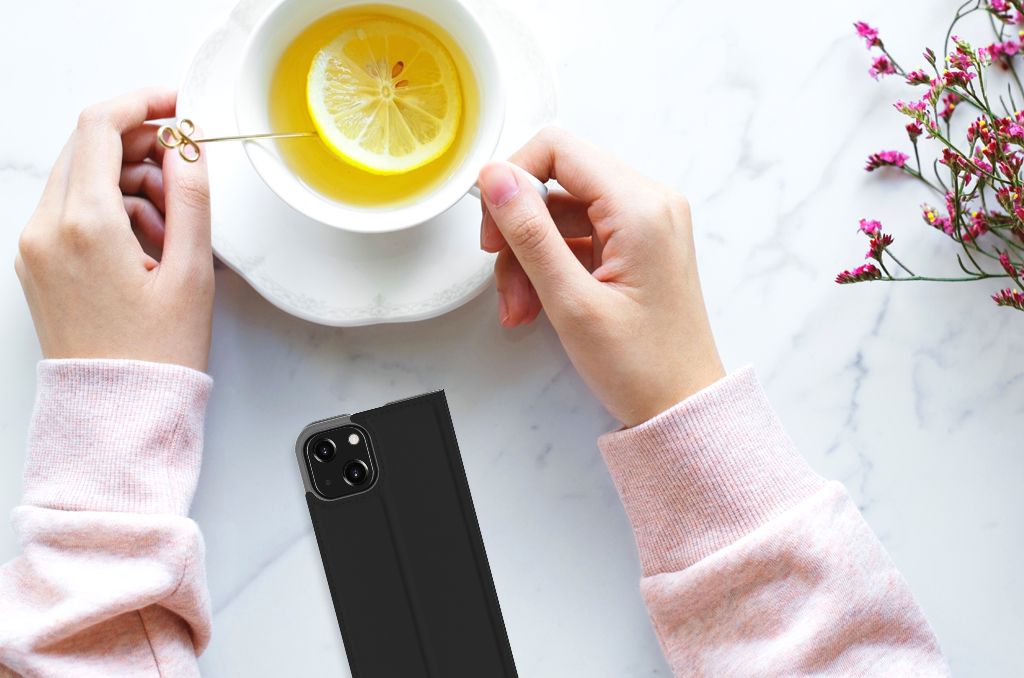 iPhone 13 Mini Hoesje met tekst Woke Up - Origineel Cadeau Zelf Maken - B2C Telecom