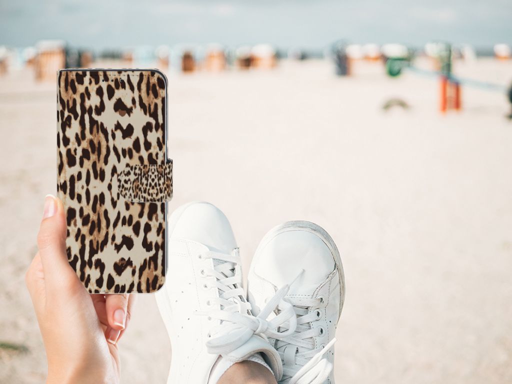Samsung Galaxy M10 Telefoonhoesje met Pasjes Leopard