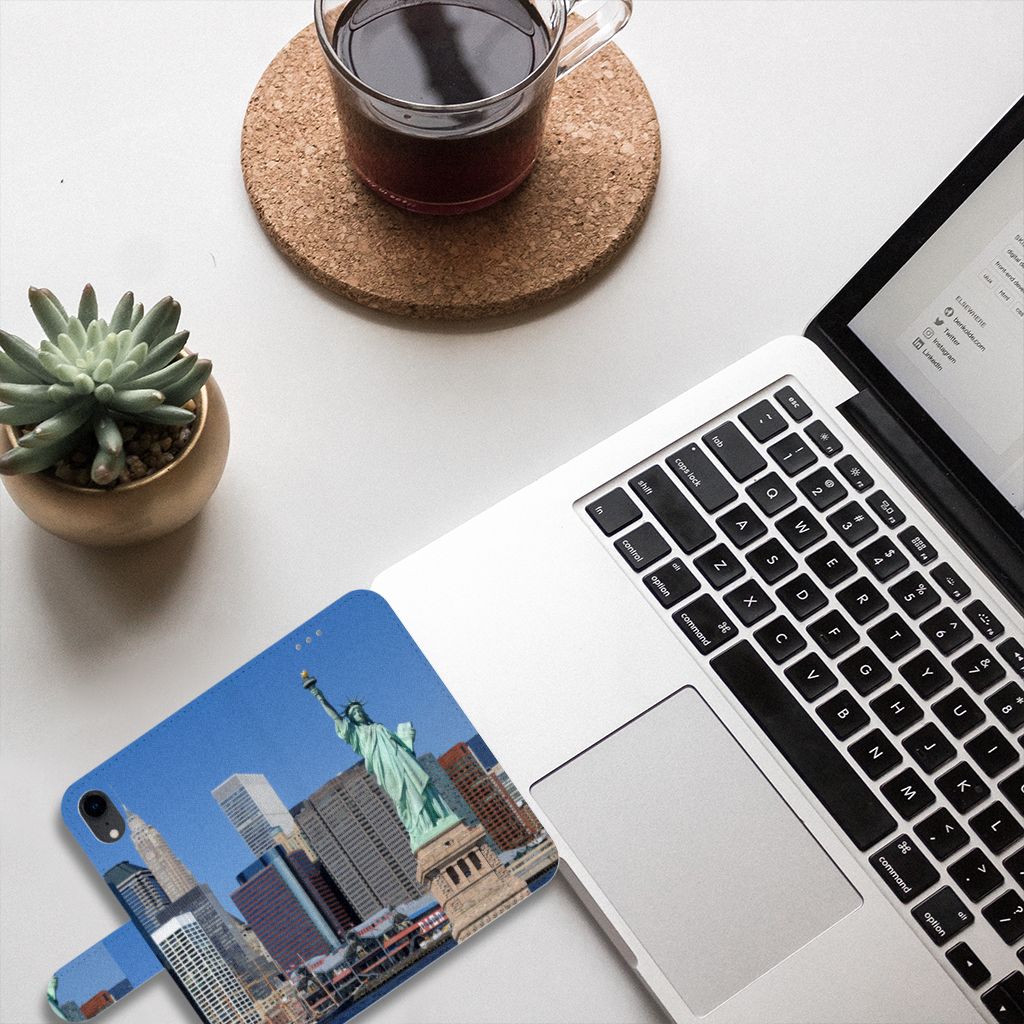 Apple iPhone Xr Flip Cover Vrijheidsbeeld