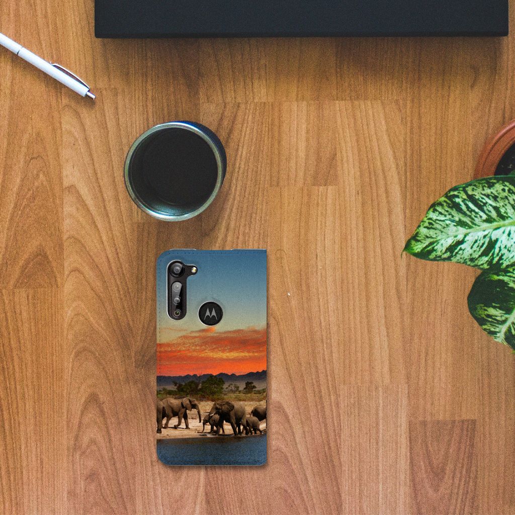 Motorola Moto G8 Power Hoesje maken Olifanten - B2C Telecom