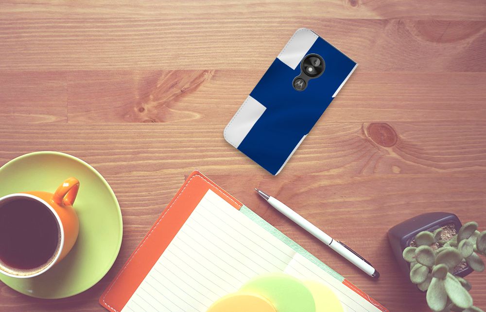 Motorola Moto E5 Play Standcase Finland