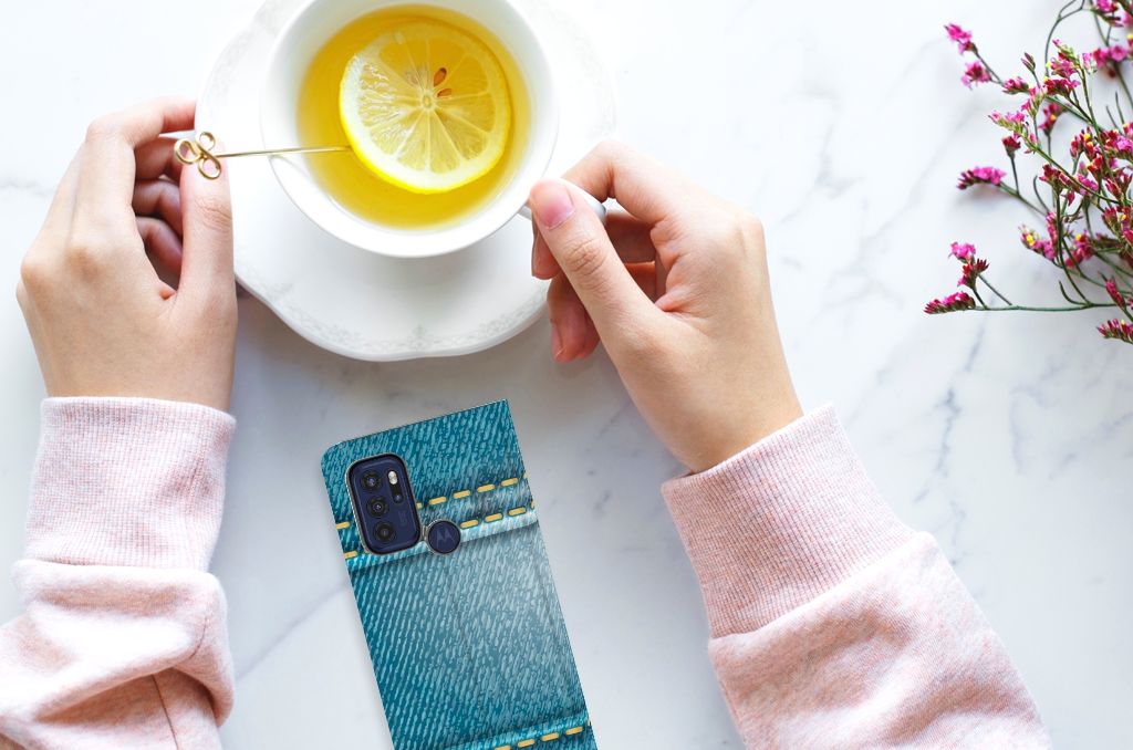 Motorola Moto G60s Hippe Standcase Jeans - B2C Telecom
