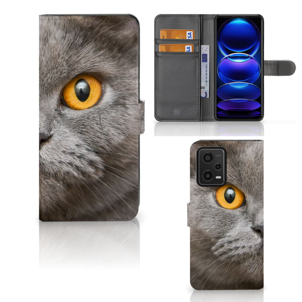 Telefoonhoesje met Pasjes Xiaomi Redmi Note 12 5G | Poco X5 Britse Korthaar met opvallende kat gezicht en oranje ogen.