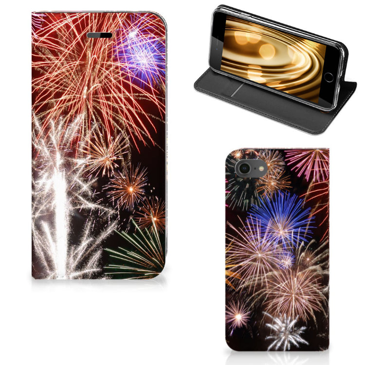 iPhone 7 | 8 | SE (2020) | SE (2022) Hippe Standcase Vuurwerk