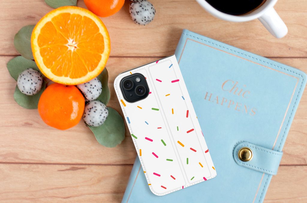 iPhone 15 Flip Style Cover Donut Roze met kleurrijke sprinkles, kleurrijk ontwerp, smartphone cover en fruit setting đŠ