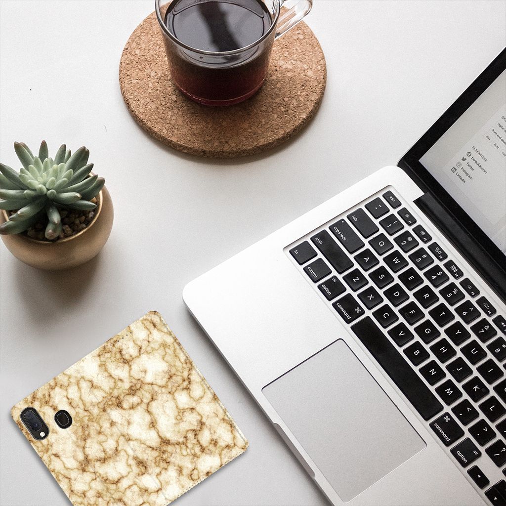 Samsung Galaxy A20e Standcase Marmer Goud