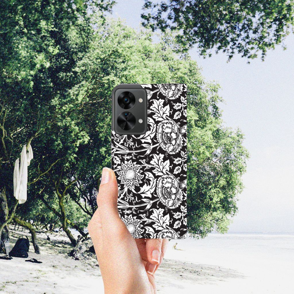 OnePlus Nord 2T Smart Cover Black Flowers - B2C Telecom