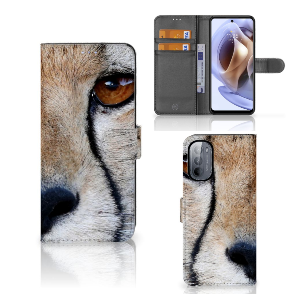 Motorola Moto G31 | G41 Telefoonhoesje met Pasjes Cheetah met close-up afbeelding van een cheeta ogen
