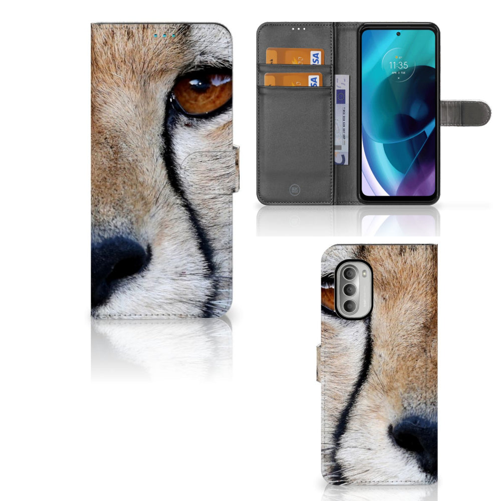 Motorola Moto G51 5G Telefoonhoesje met Pasjes Cheetah met close-up van cheeta en pasjes ruimte
