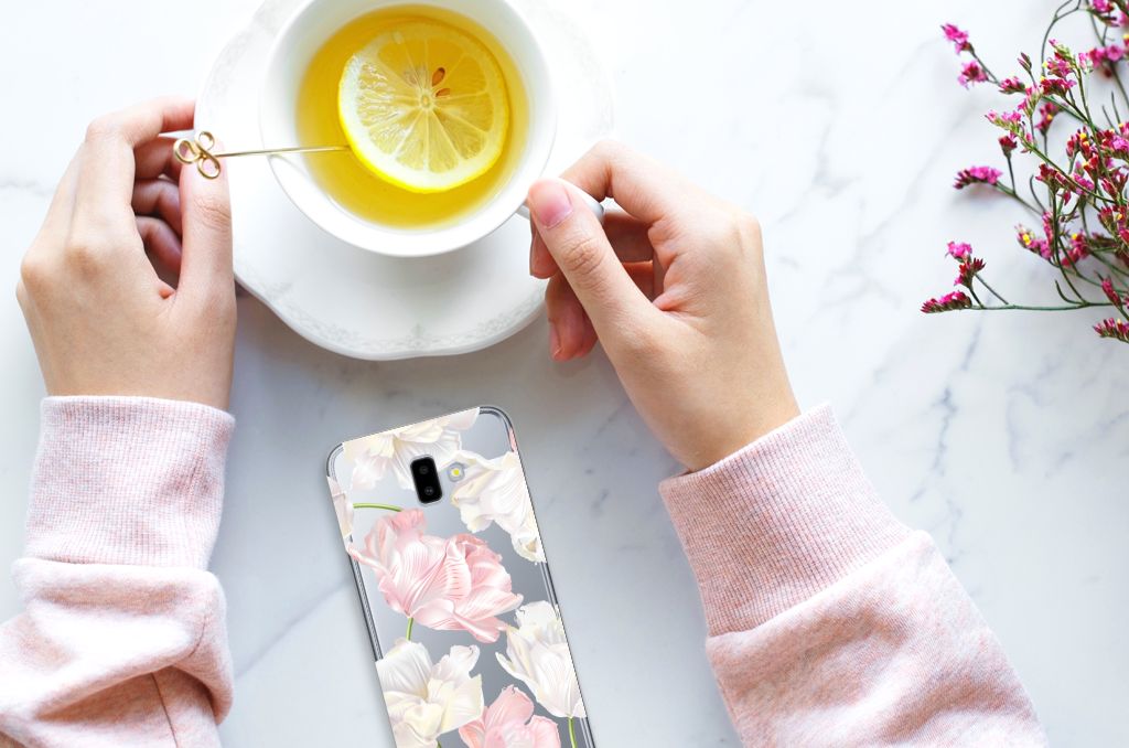 Samsung Galaxy J6 Plus (2018) TPU Case Lovely Flowers