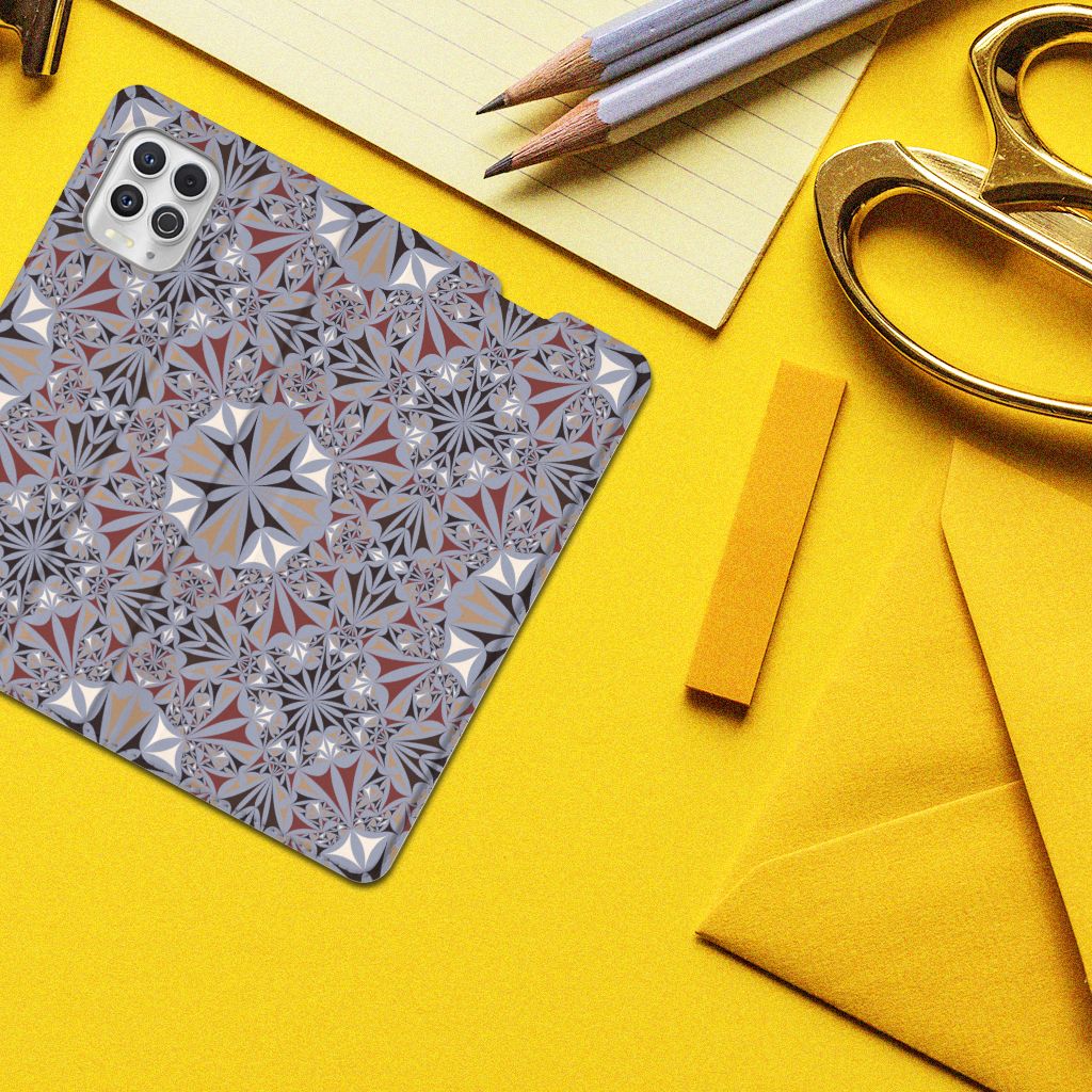 Motorola Moto G100 Standcase Flower Tiles - B2C Telecom