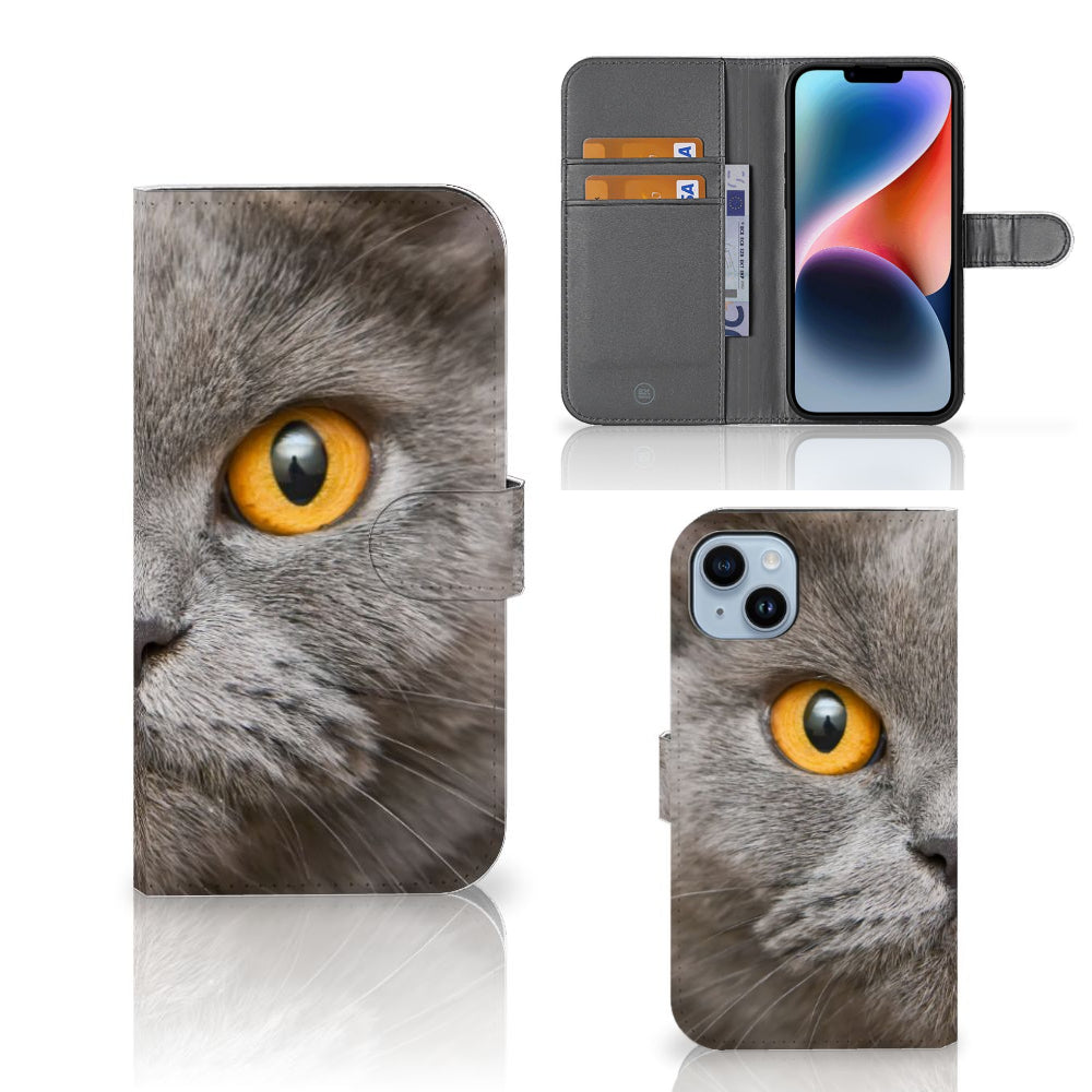 Telefoonhoesje met Pasjes iPhone 15 Plus Britse Korthaar met opvallende gouden ogen van kat.