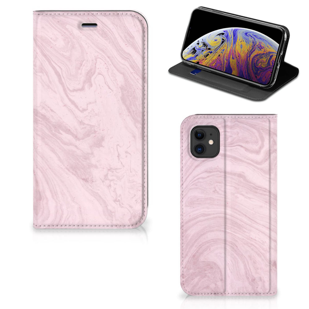 Apple iPhone 11 Standcase Marble Pink - Origineel Cadeau Vriendin