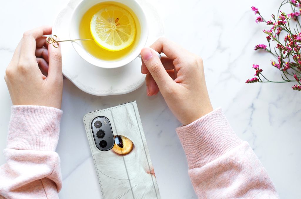 Motorola Edge 30 Pro Hoesje maken Witte Kat - B2C Telecom