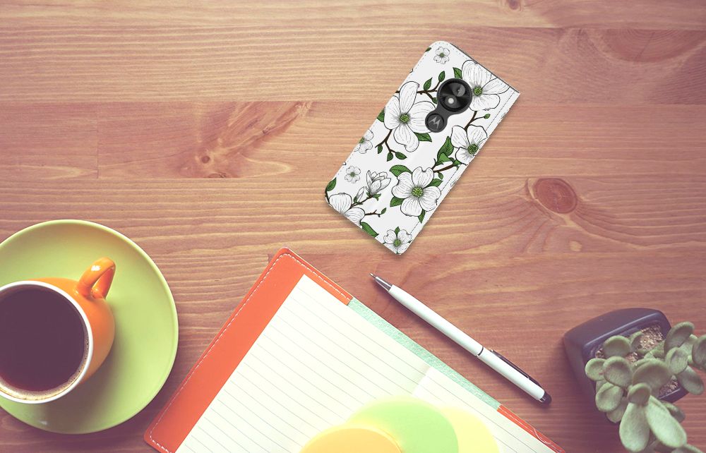 Motorola Moto E5 Play Smart Cover Dogwood Flowers