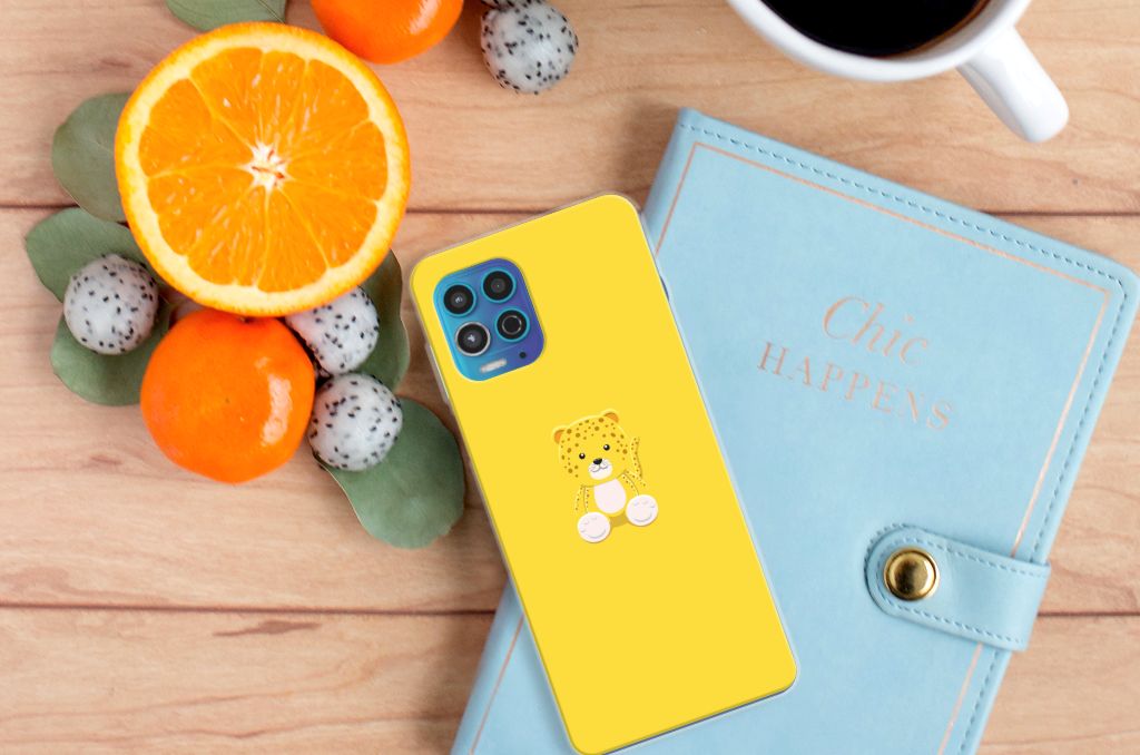 Motorola Moto G100 Telefoonhoesje met Naam Baby Leopard