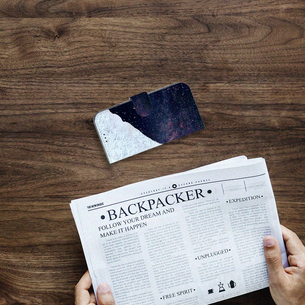 Apple iPhone 14 Book Case Sea in Space