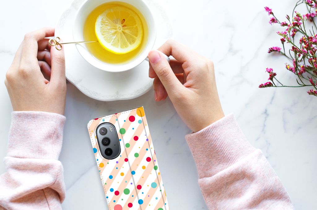 Motorola Edge 30 Pro Hoesje met Magneet Dots - B2C Telecom