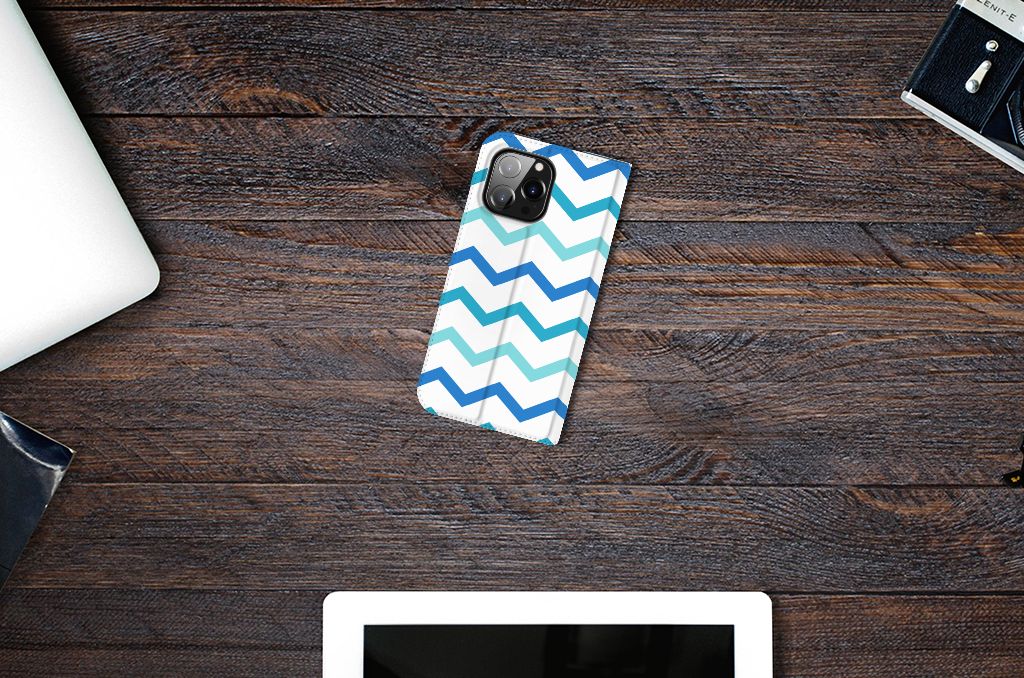 iPhone 14 Pro Max Hoesje met Magneet Zigzag Blauw - B2C Telecom